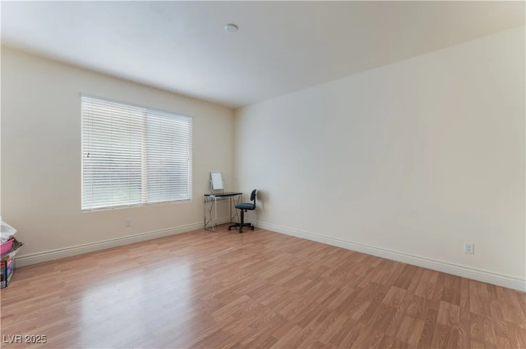 4588 Dover Straight, Las Vegas, NV 89115