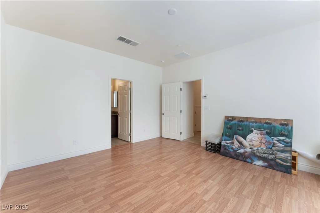 4588 Dover Straight, Las Vegas, NV 89115