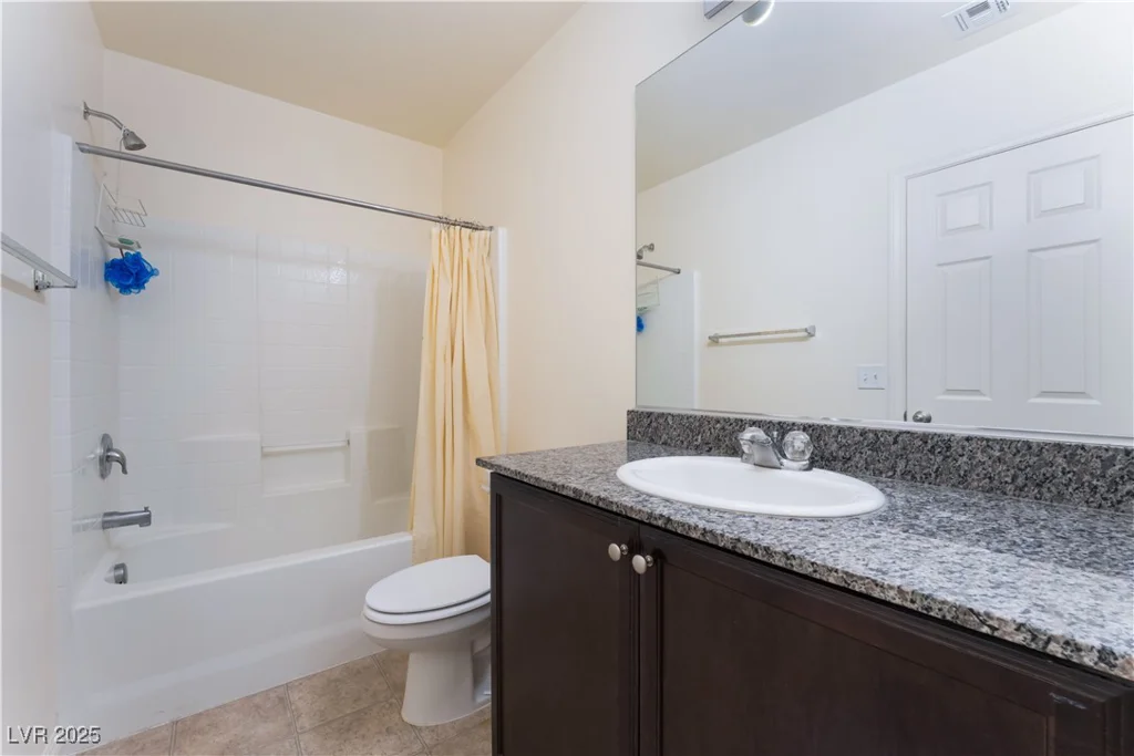 4588 Dover Straight, Las Vegas, NV 89115