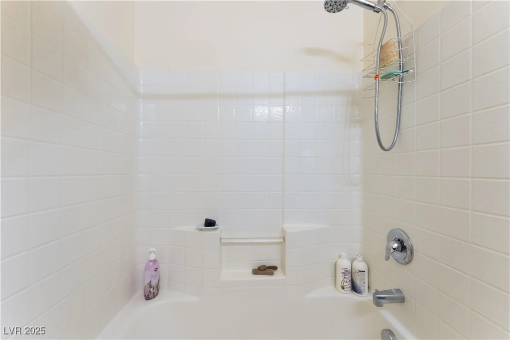 4588 Dover Straight, Las Vegas, NV 89115