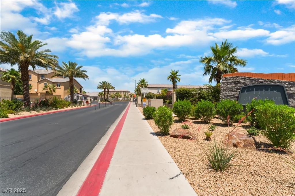 4588 Dover Straight, Las Vegas, NV 89115