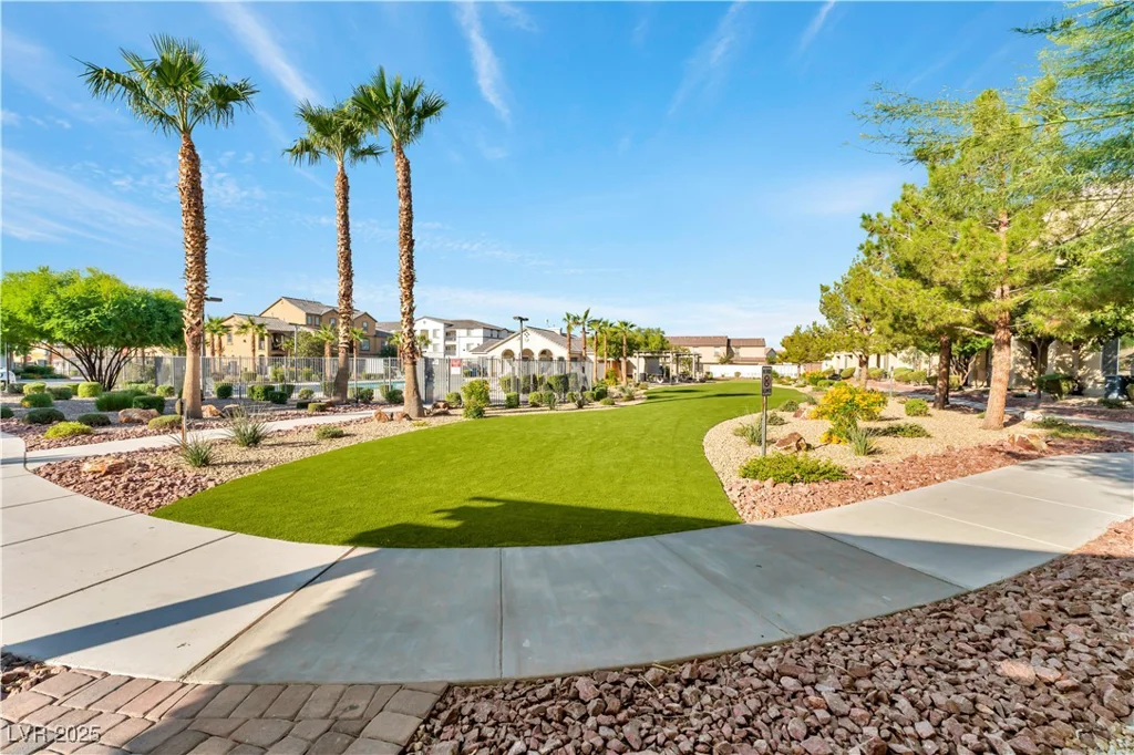 4588 Dover Straight, Las Vegas, NV 89115
