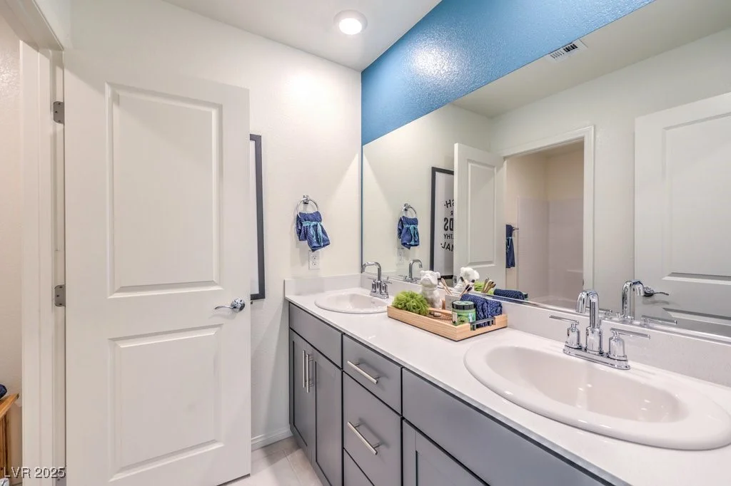 7429 Cooper Cove, North Las Vegas, NV 89084
