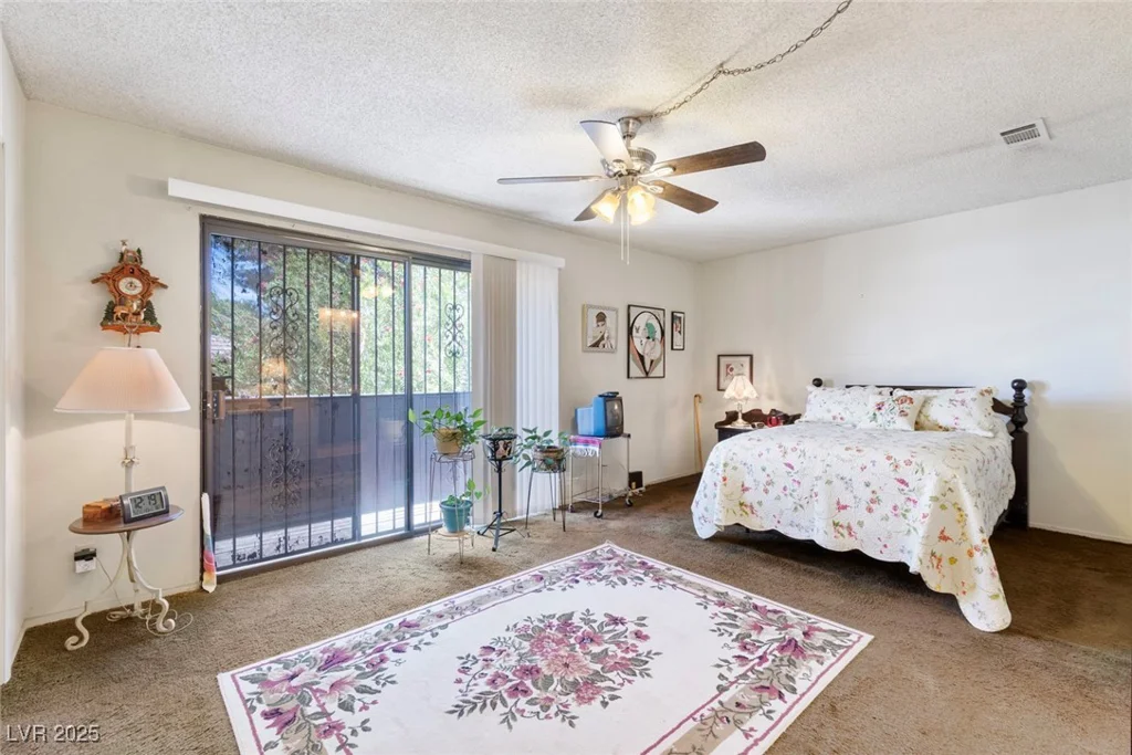 4636 Comnor Hill, Las Vegas, NV 89121