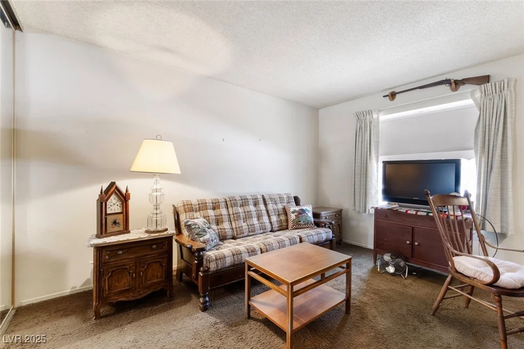 4636 Comnor Hill, Las Vegas, NV 89121