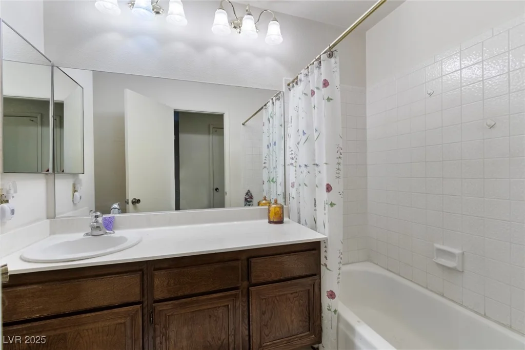 4636 Comnor Hill, Las Vegas, NV 89121