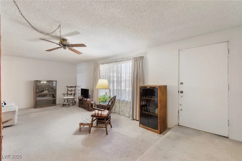 4636 Comnor Hill, Las Vegas, NV 89121