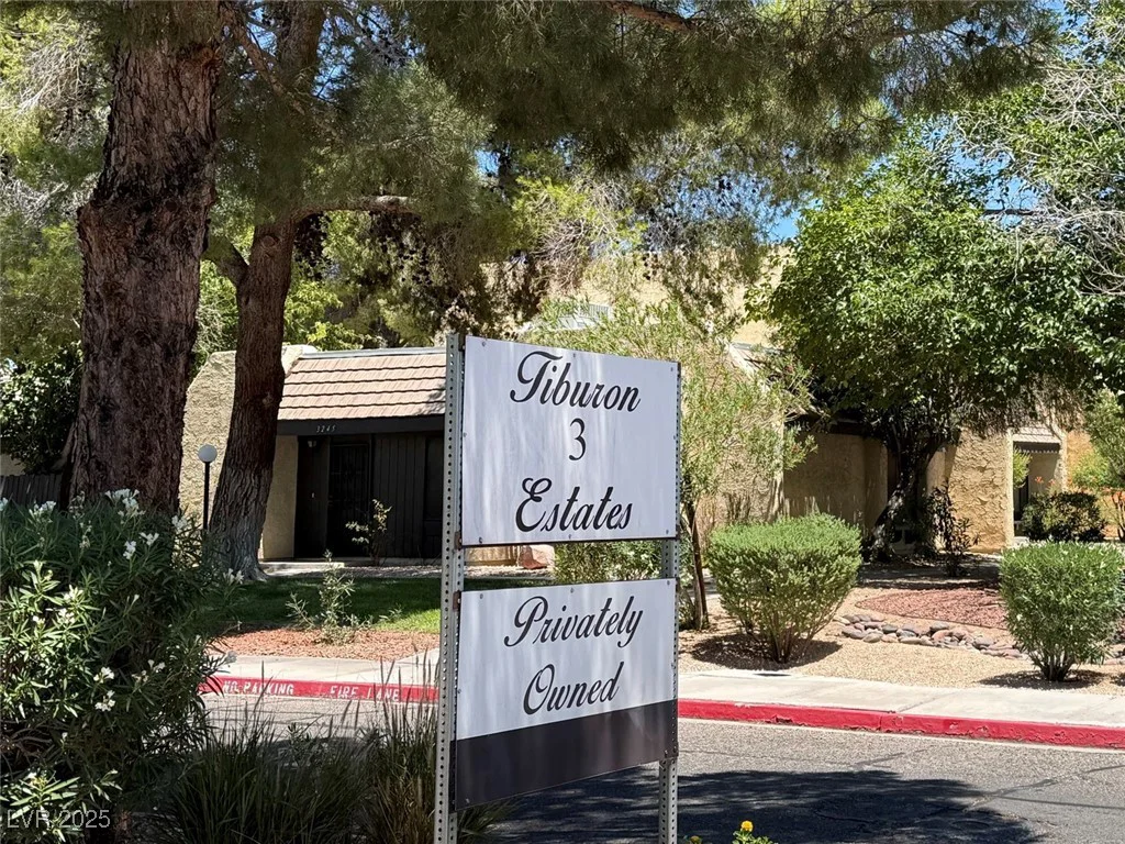 4636 Comnor Hill, Las Vegas, NV 89121