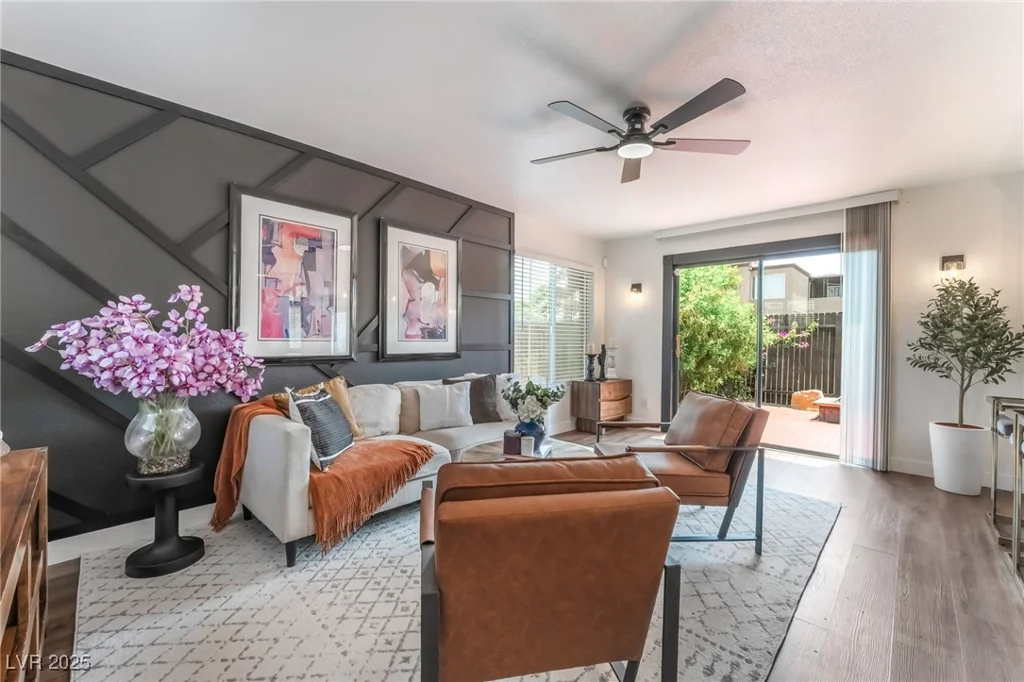 1467 Hialeah, Las Vegas, NV 89119