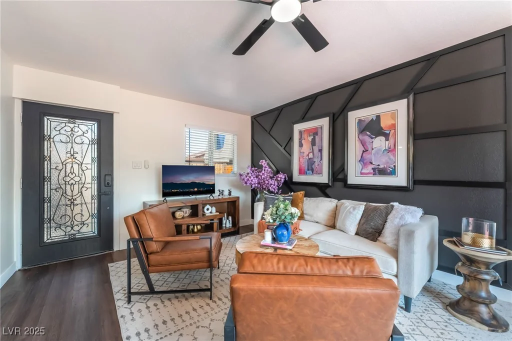 1467 Hialeah, Las Vegas, NV 89119