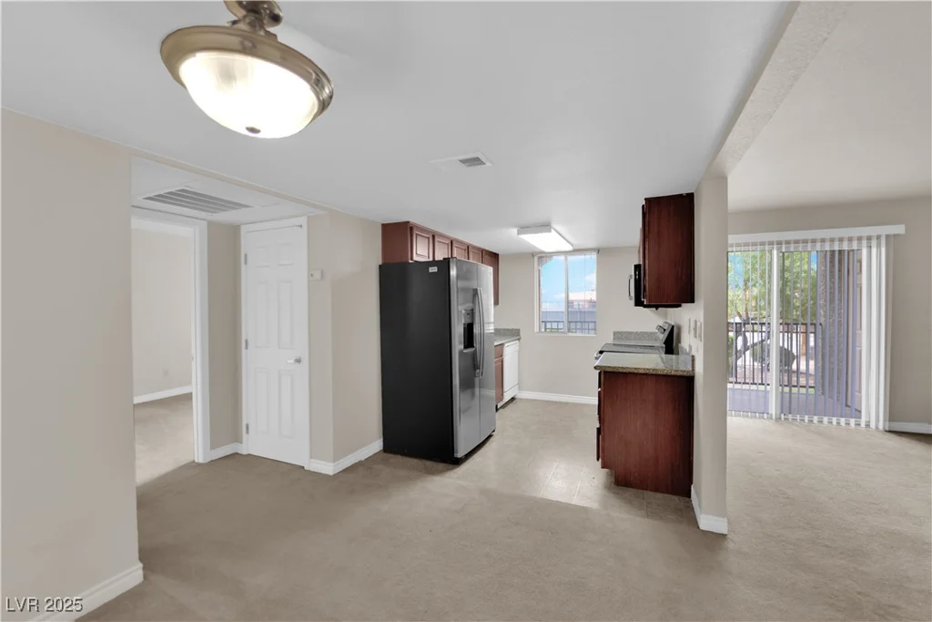 5163 Indian River, Las Vegas, NV 89103