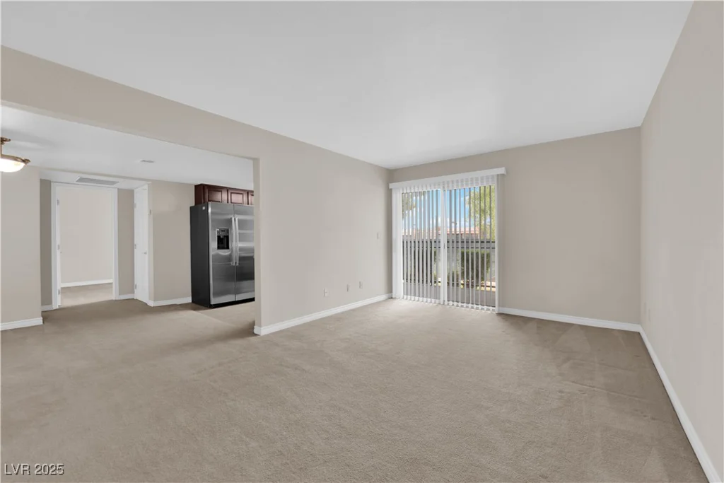 5163 Indian River, Las Vegas, NV 89103