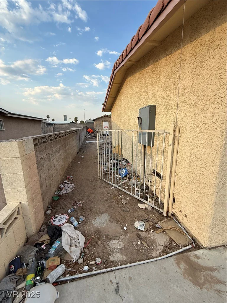 4545 Desert Inn, Las Vegas, NV 89102