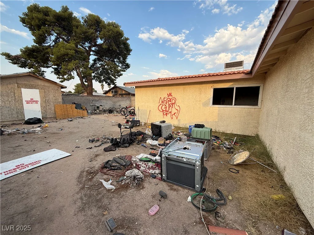 4545 Desert Inn, Las Vegas, NV 89102