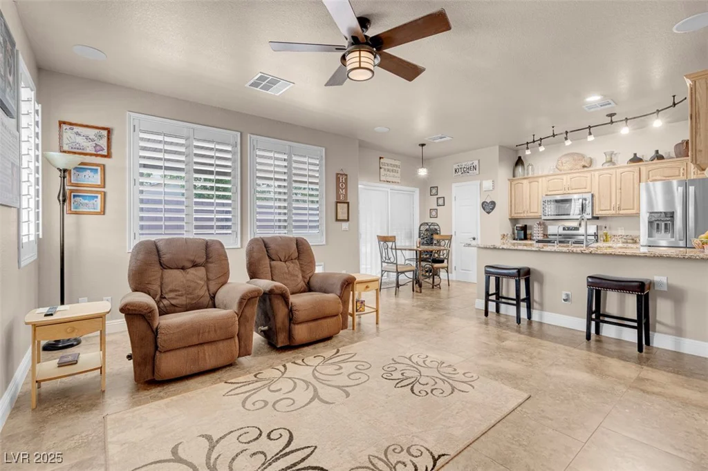 6017 Deep Blue, North Las Vegas, NV 89031