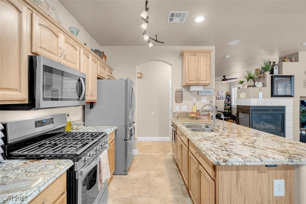 6017 Deep Blue, North Las Vegas, NV 89031