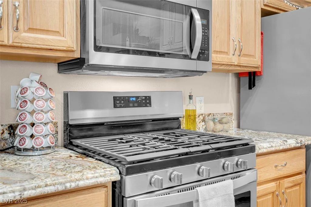6017 Deep Blue, North Las Vegas, NV 89031