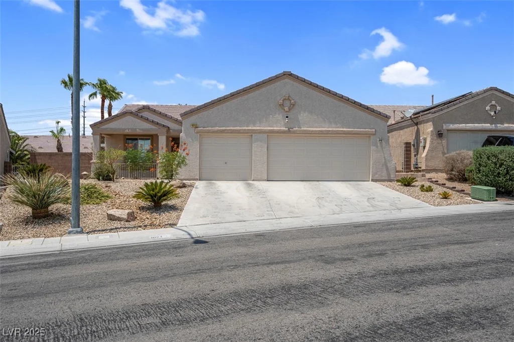 6017 Deep Blue, North Las Vegas, NV 89031