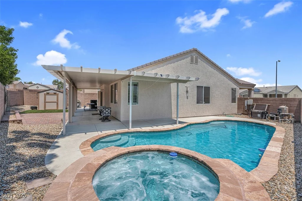6017 Deep Blue, North Las Vegas, NV 89031