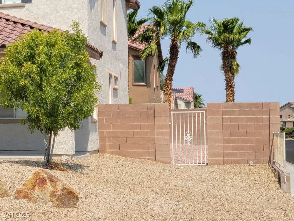 8604 Canyon Ranch, Las Vegas, NV 89131