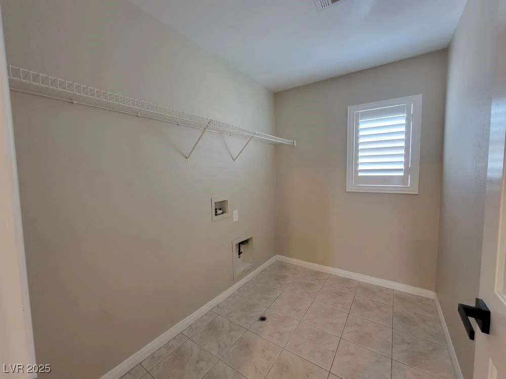 8604 Canyon Ranch, Las Vegas, NV 89131