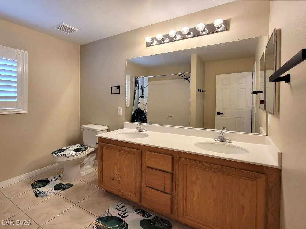 8604 Canyon Ranch, Las Vegas, NV 89131