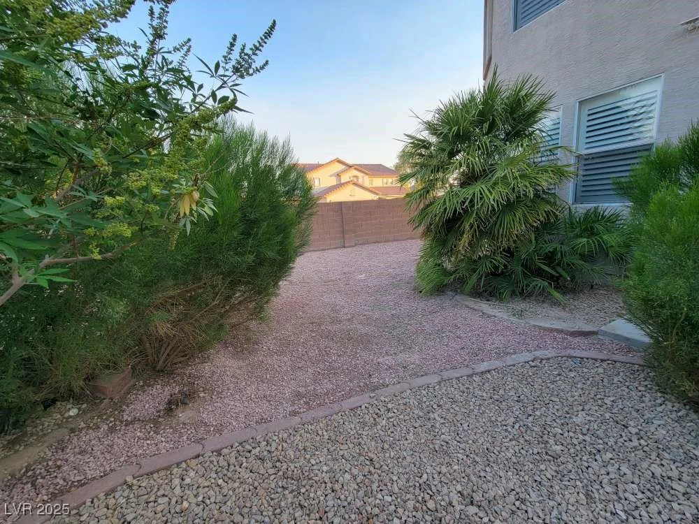 8604 Canyon Ranch, Las Vegas, NV 89131