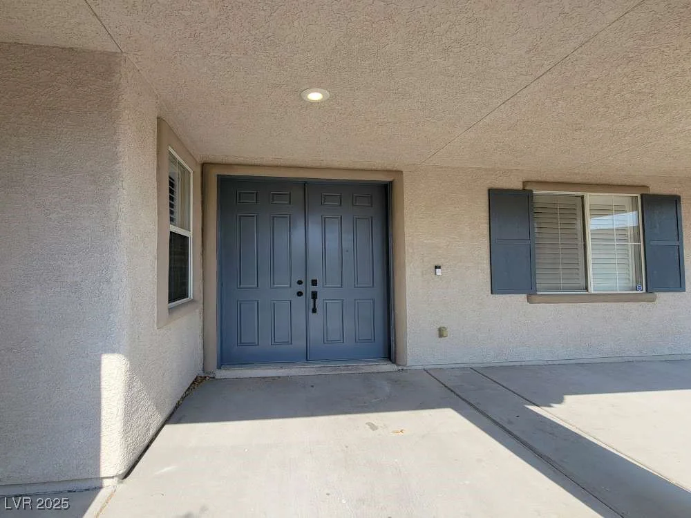 8604 Canyon Ranch, Las Vegas, NV 89131