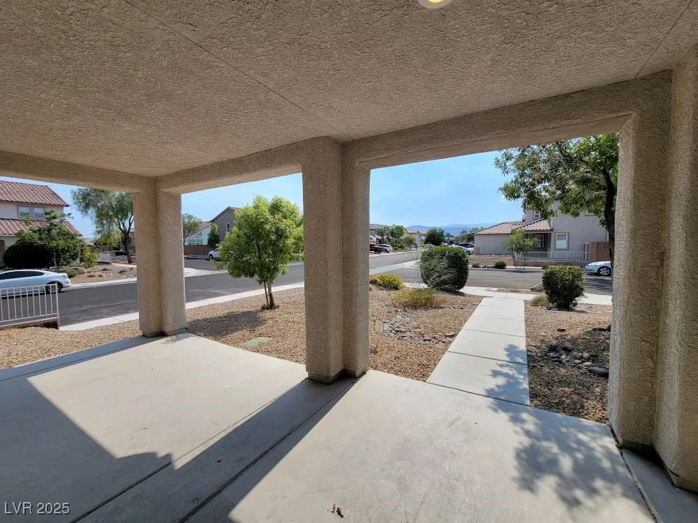 8604 Canyon Ranch, Las Vegas, NV 89131