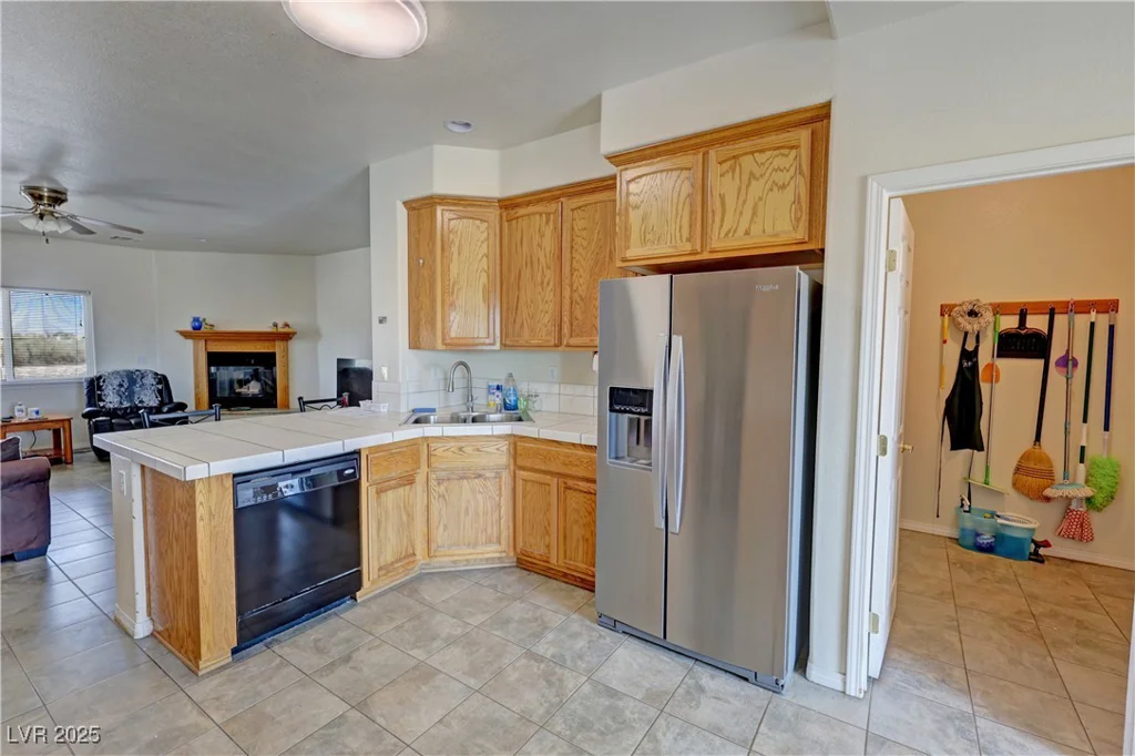1050 Gee, Pahrump, NV 89060