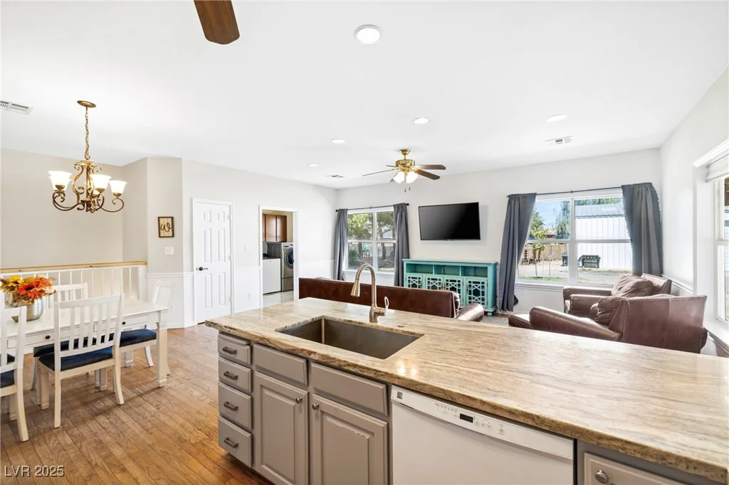 3756 Stratton, Las Vegas, NV 89021