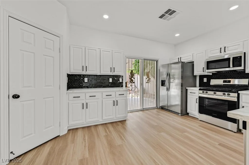 8899 Tom Noon, Las Vegas, NV 89178