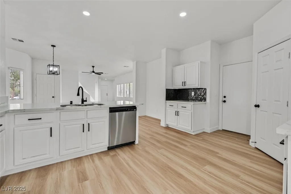 8899 Tom Noon, Las Vegas, NV 89178