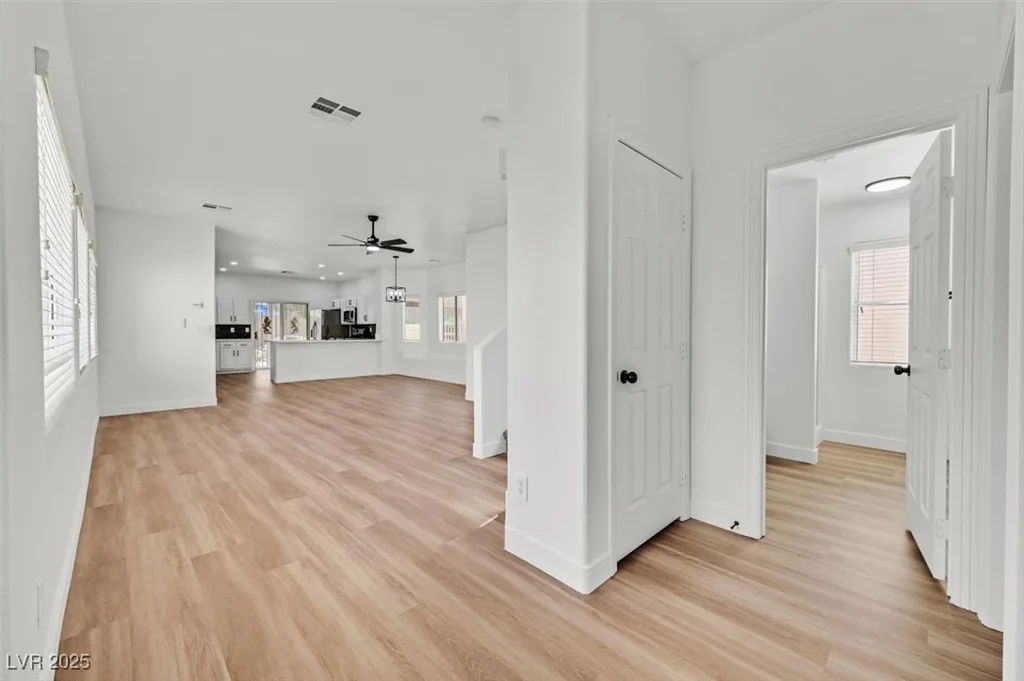 8899 Tom Noon, Las Vegas, NV 89178