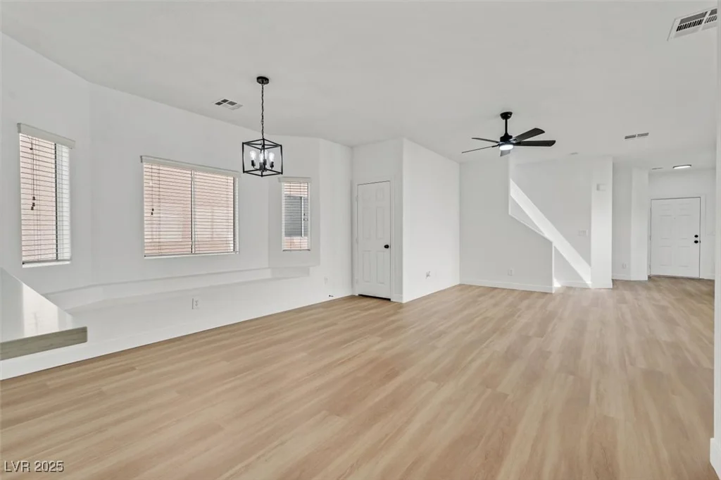 8899 Tom Noon, Las Vegas, NV 89178