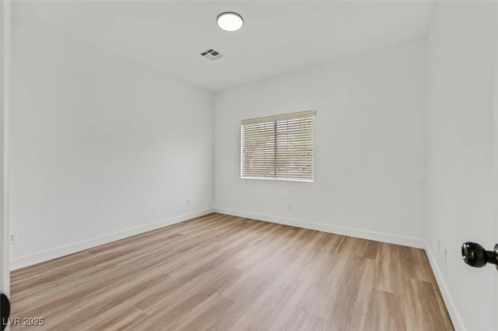 8899 Tom Noon, Las Vegas, NV 89178