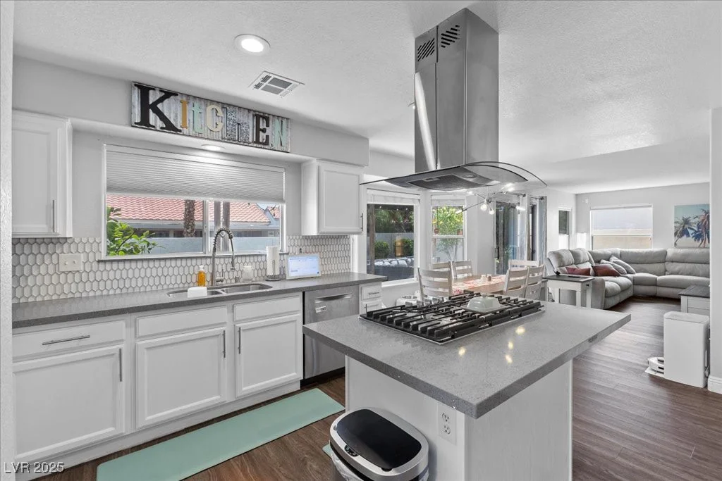 524 Baldridge, Henderson, NV 89014