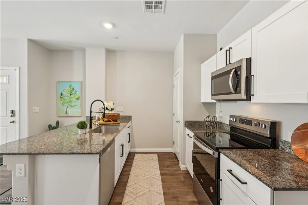 12731 Epperly Street, Henderson, NV 89044