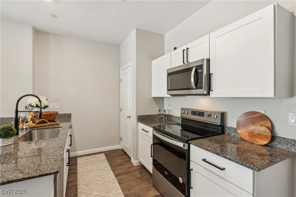 12731 Epperly Street, Henderson, NV 89044