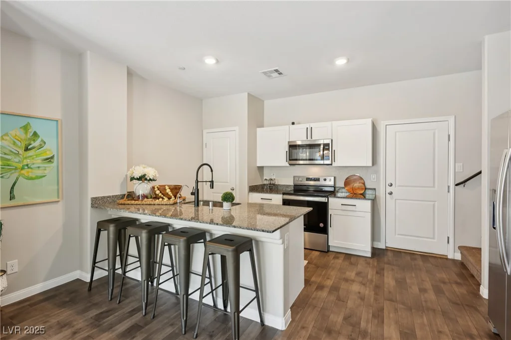 12731 Epperly Street, Henderson, NV 89044
