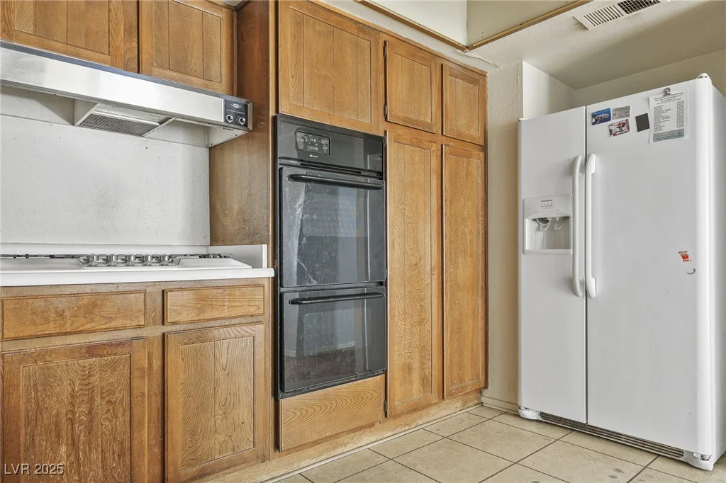 3365 Knollwood, Las Vegas, NV 89121