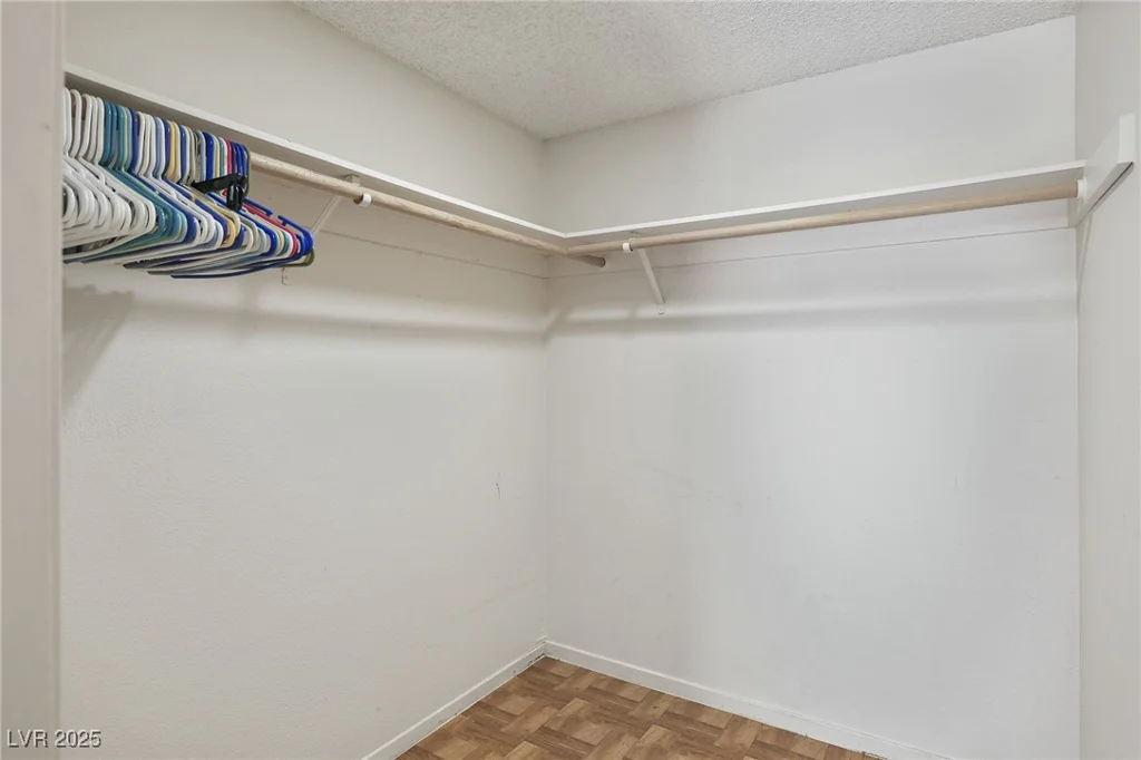 3365 Knollwood, Las Vegas, NV 89121