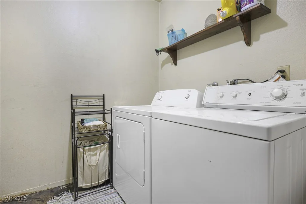 3365 Knollwood, Las Vegas, NV 89121