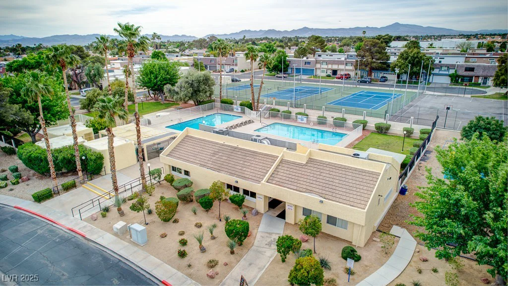 3365 Knollwood, Las Vegas, NV 89121