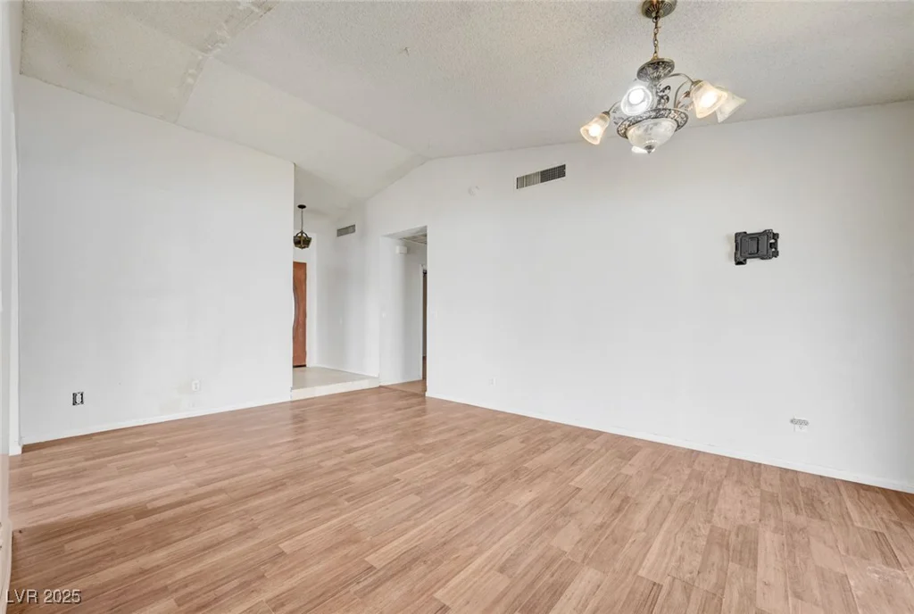 845 Greenbrook, Las Vegas, NV 89110