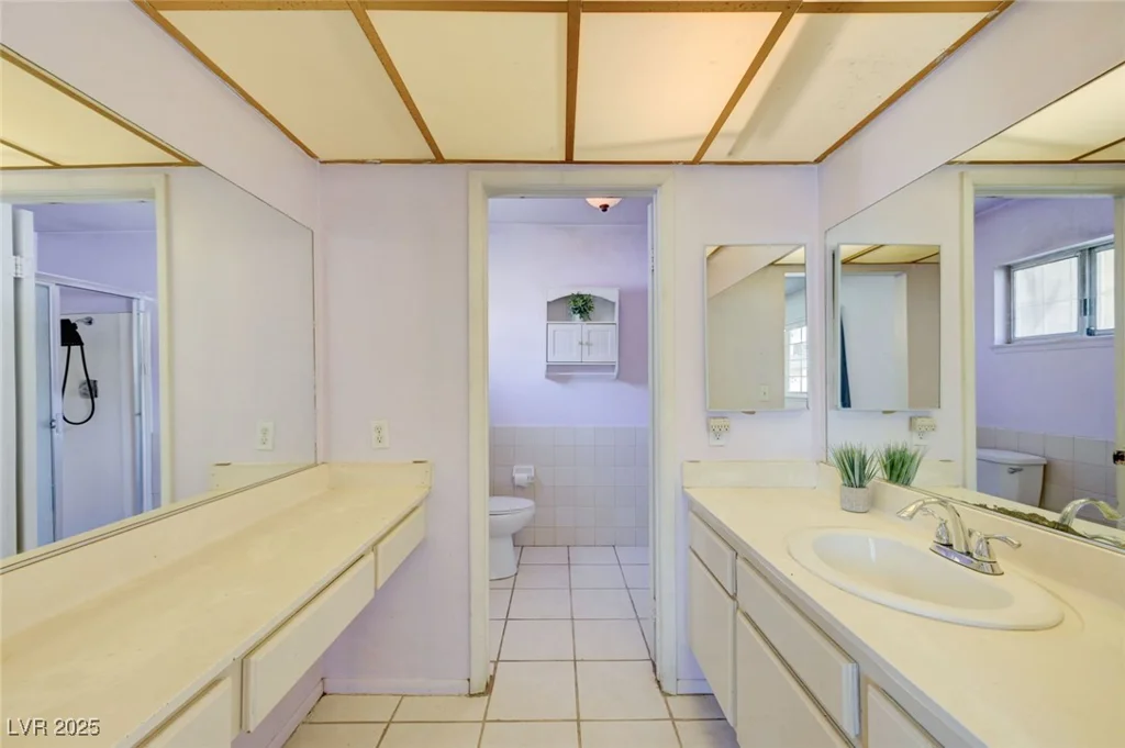 845 Greenbrook, Las Vegas, NV 89110