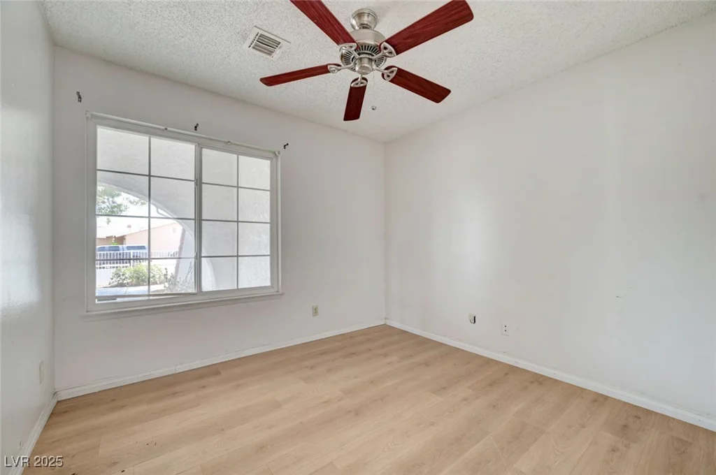 845 Greenbrook, Las Vegas, NV 89110