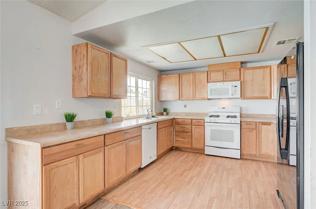 845 Greenbrook, Las Vegas, NV 89110
