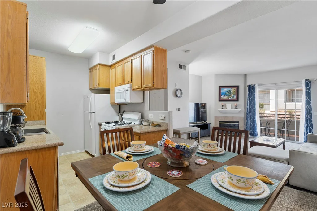 3318 Decatur, Las Vegas, NV 89130