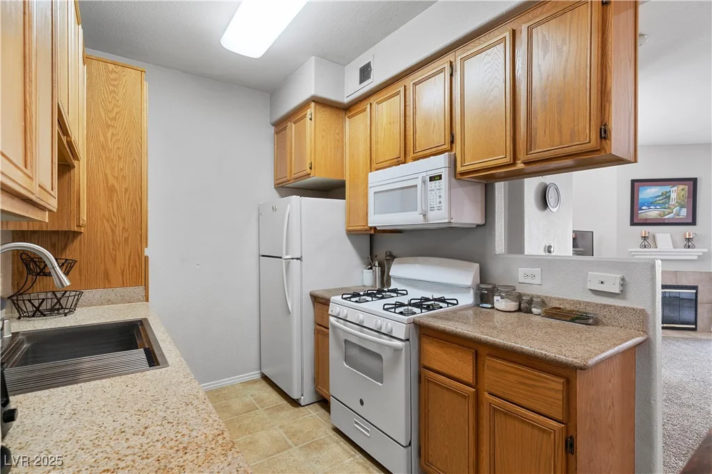 3318 Decatur, Las Vegas, NV 89130